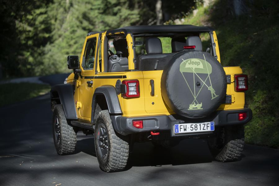  Jeep Wrangler Rubicon 1941 by Mopar (JL) 2019 года  (фото 21 из 35)